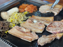 돈덕이네 사진 6