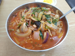 Odaegeunjjamppong (오대근짬뽕) 1
