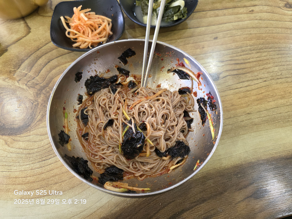 Cheonseorimaeulmakguksu (천서리마을막국수) 2