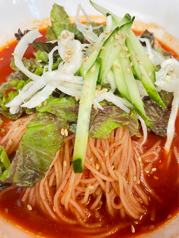 Yeosinjokbal (여신족발) 3
