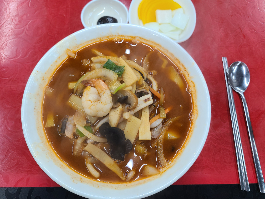 Yanggwibijjamppong (양귀비짬뽕) 3
