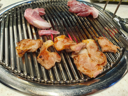 돼지연구소 양재직영점 사진 2