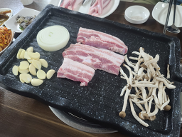 촌집생삼겹살 1