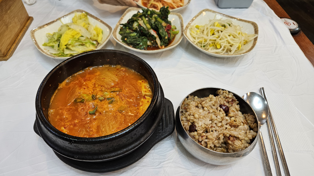 명동보리밥과코다리 인사동점 대표 사진