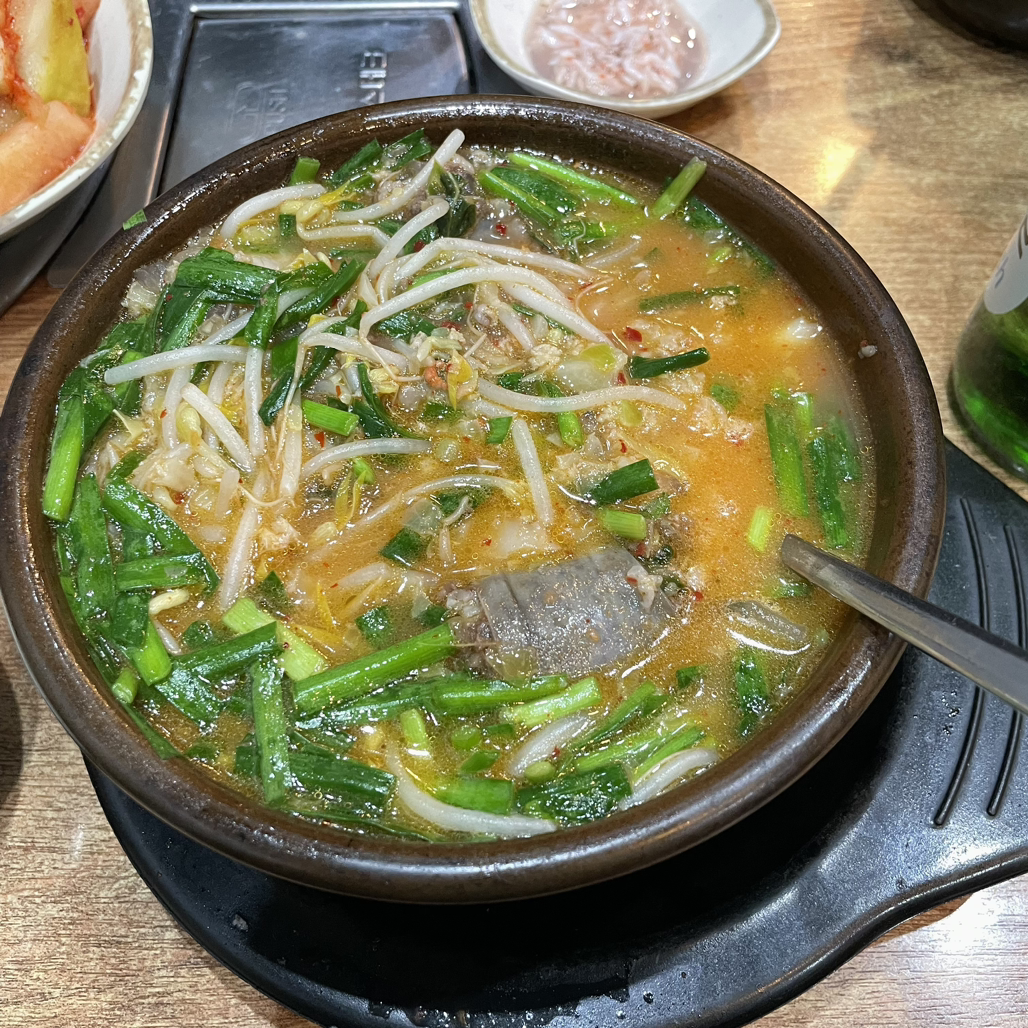 Jinttaengisundaeguk (진땡이순대국) 3
