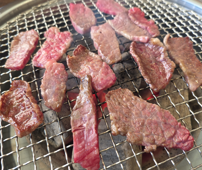 Baeksanhanumyeongga (백산한우명가) 1
