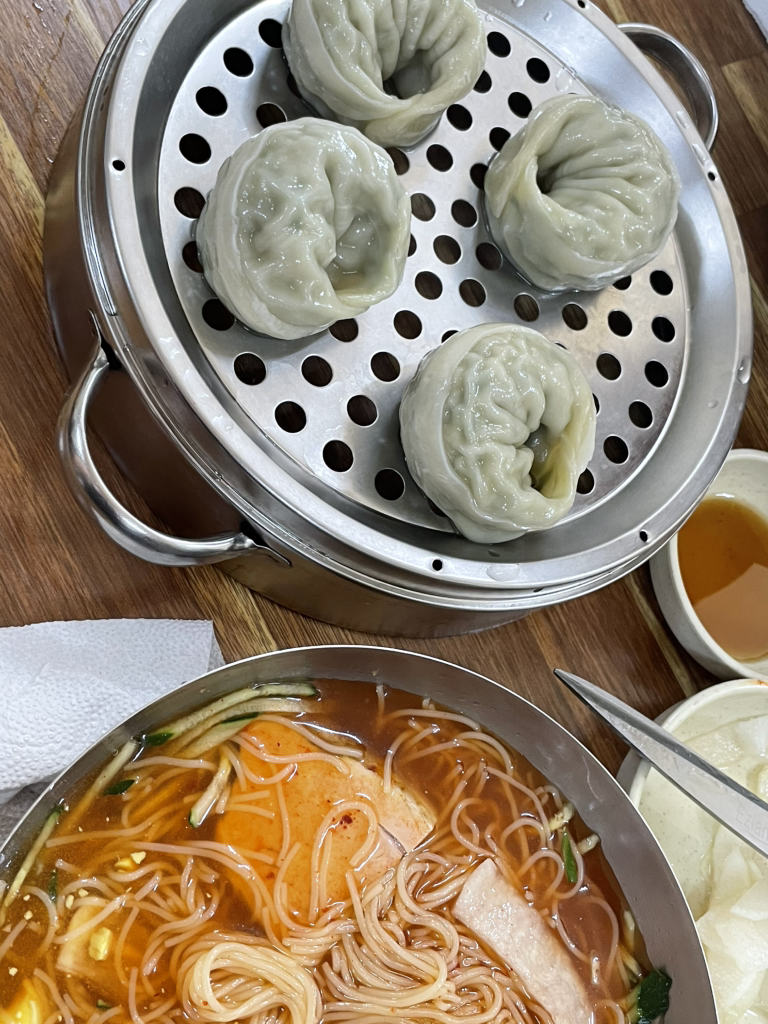 Bongamilmyeon (본가밀면) 2