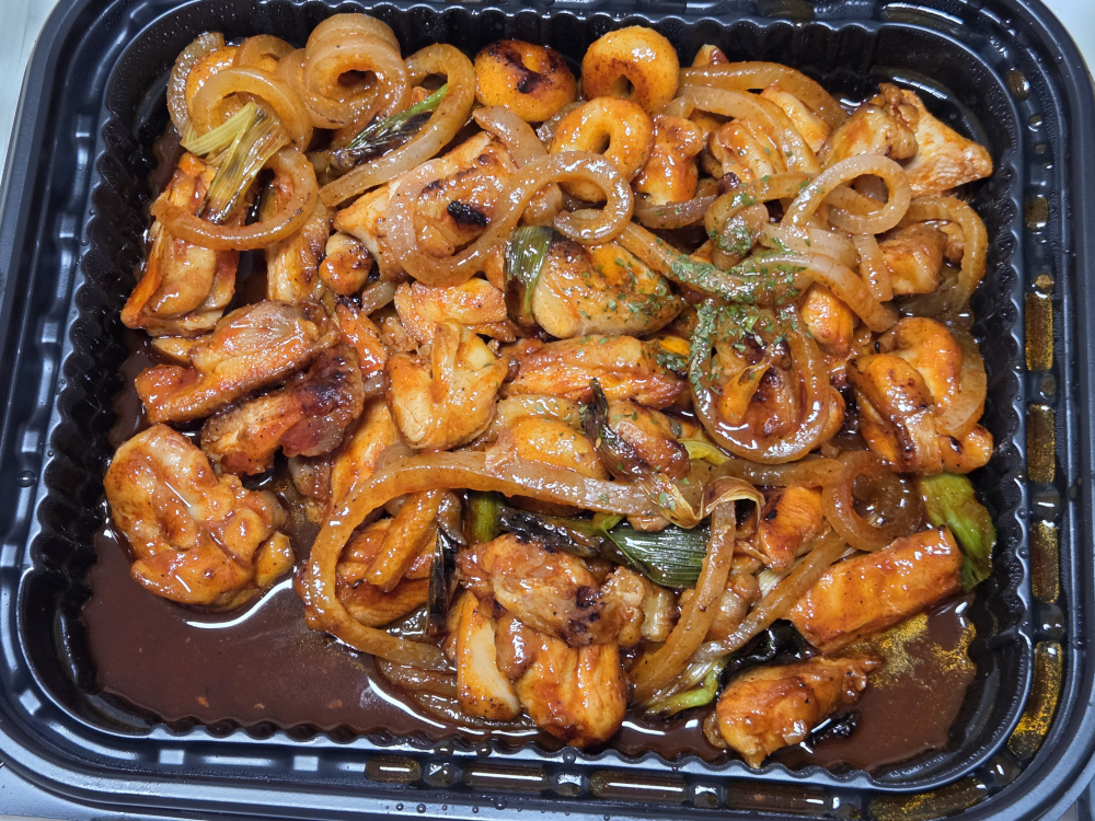 기영이숯불두마리치킨 홍대점 대표 사진
