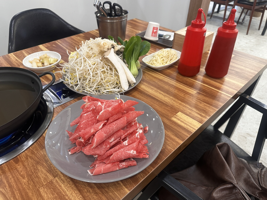 Hwangjeneungibaeksuk (황제능이백숙) 3