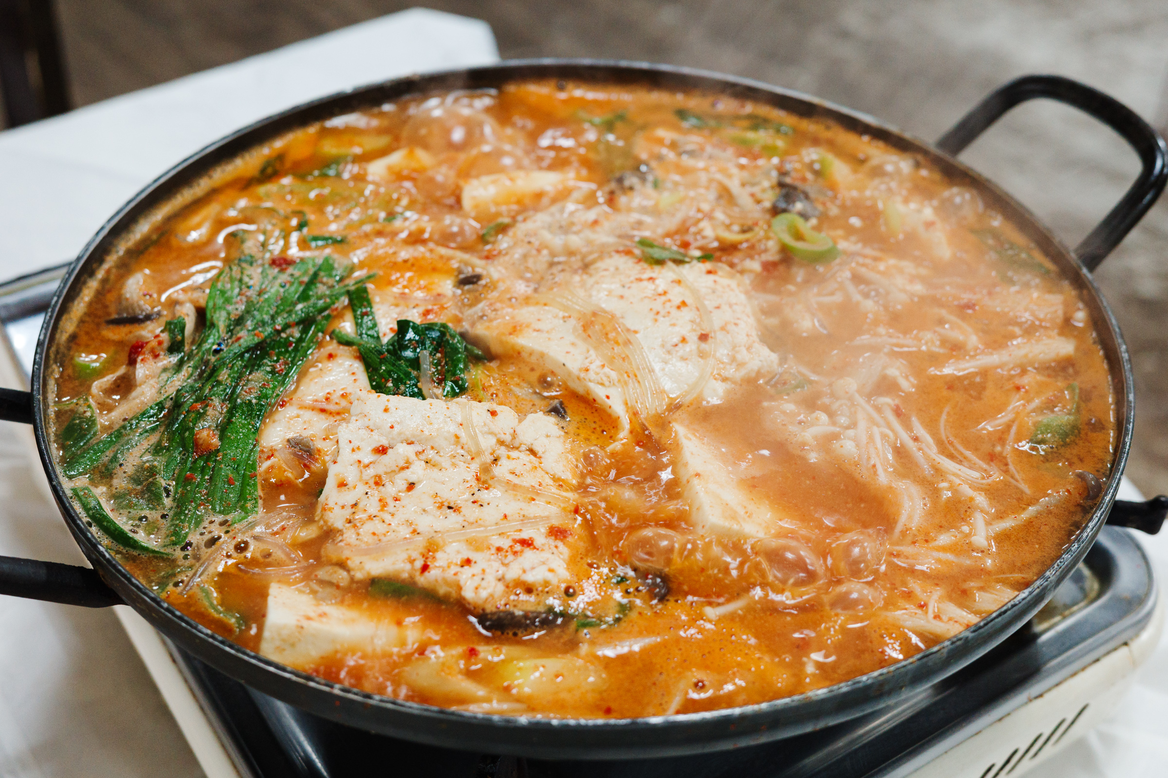 Hongcheonjaeraesiksondubu (홍천재래식손두부) 2