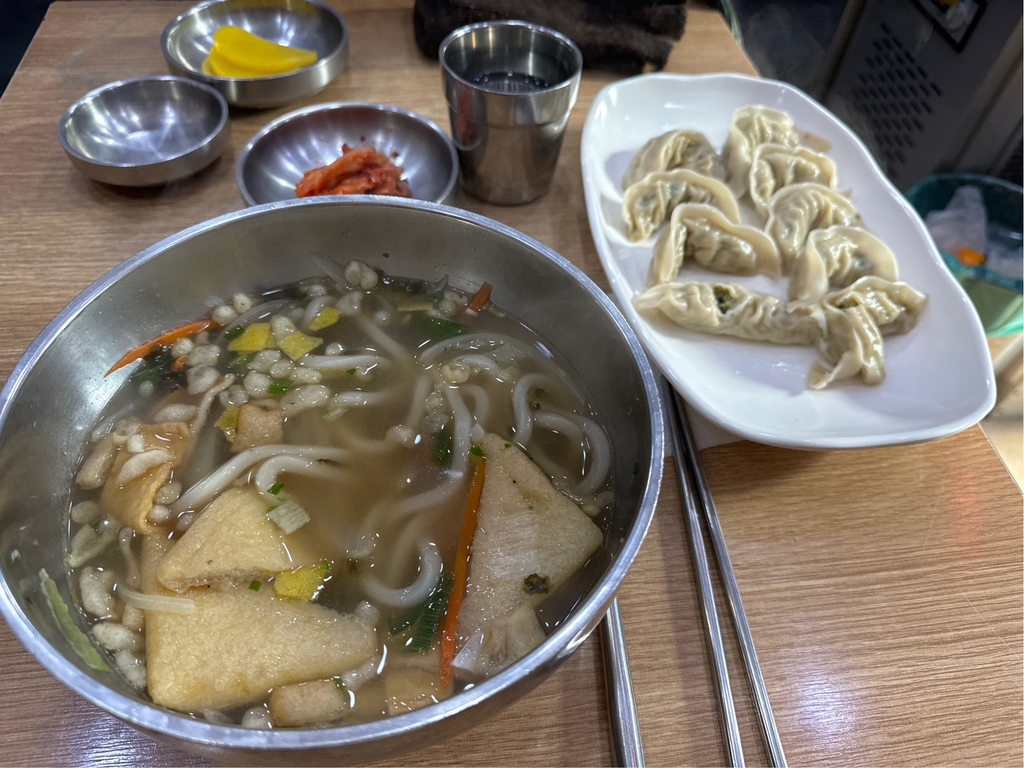 명인만두 강남구청1호점 대표 사진