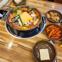 Imkkeokjeongbudaejjigae 3