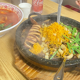Damjudaetipdoljjajang (담주댓잎돌짜장) 1