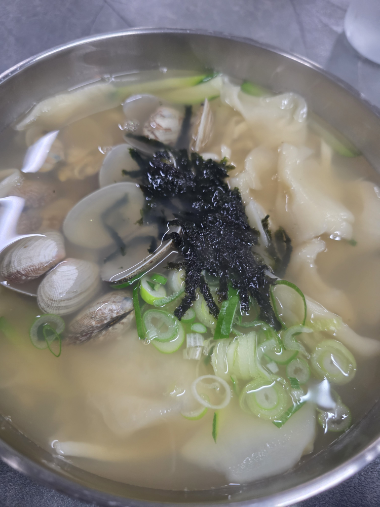 홍두깨손칼국수 대표 사진