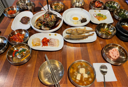 Sonamujeongwon (소나무정원) 3