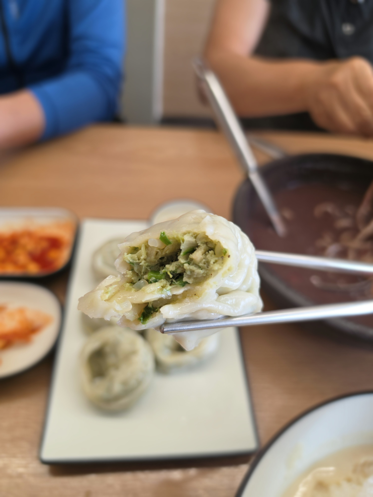 Bakal sangmujeom (바칼 상무점) 2