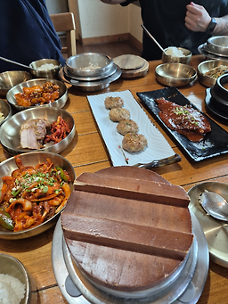 Bapsangcharyeojuneunjip (밥상차려주는집) 3