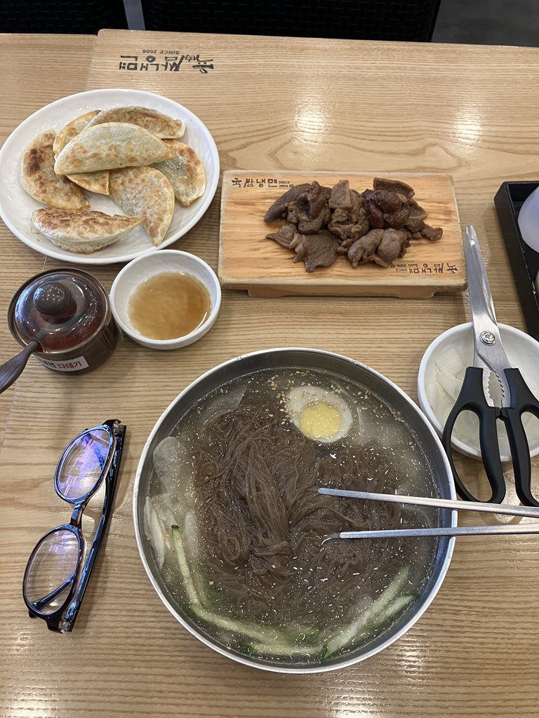 육쌈냉면 1