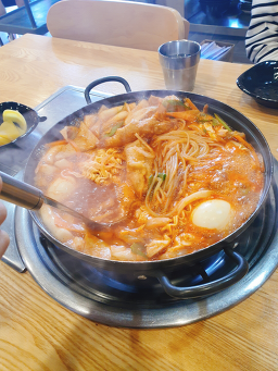 Eomjisontteokboki (엄지손떡볶이) 3