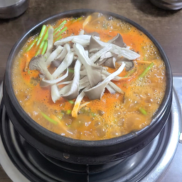 청평매운탕 1