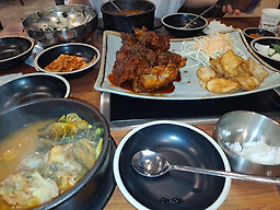 본말감자탕 신정네거리역점 6