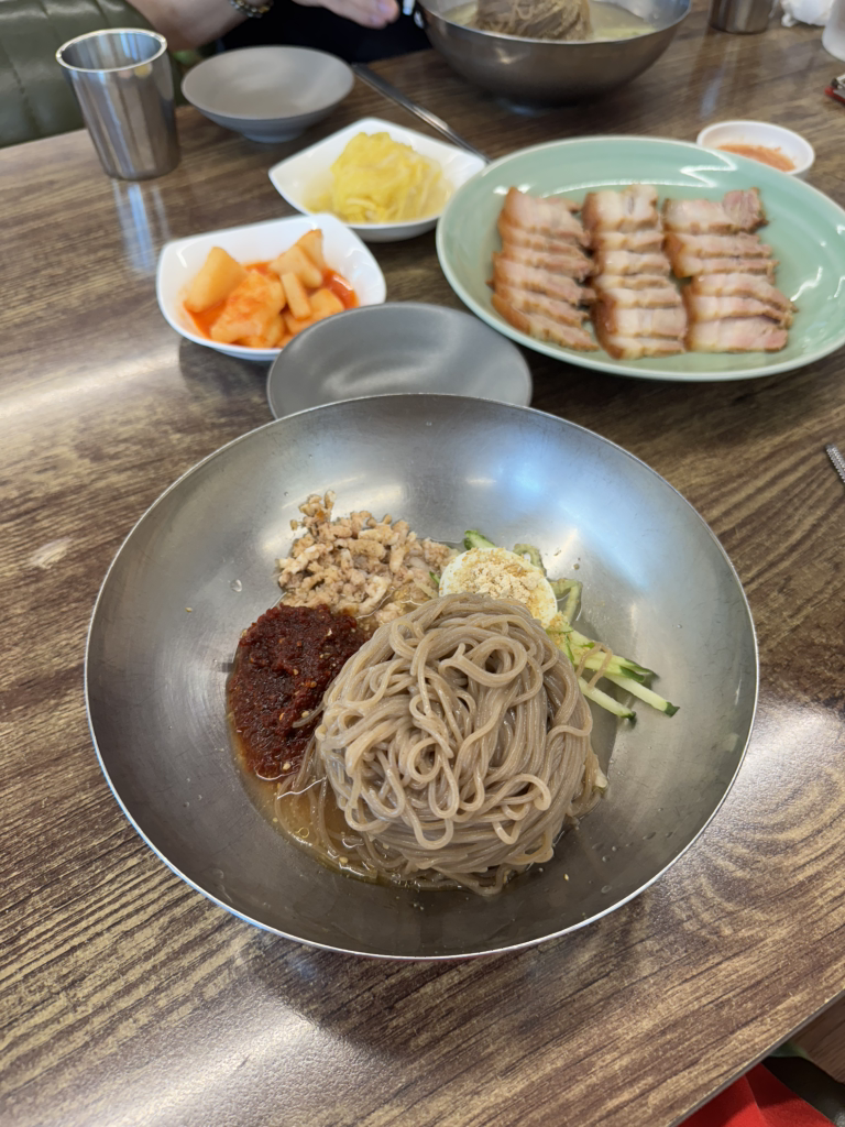 Yeojujeombongmakguksu 5