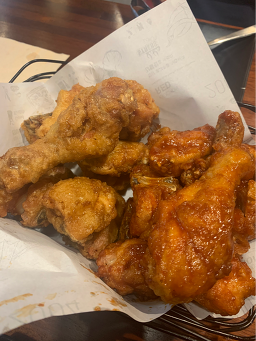 교촌치킨 신풍역점 사진 2