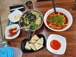 Manghyangbibimguksu (망향비빔국수) 3