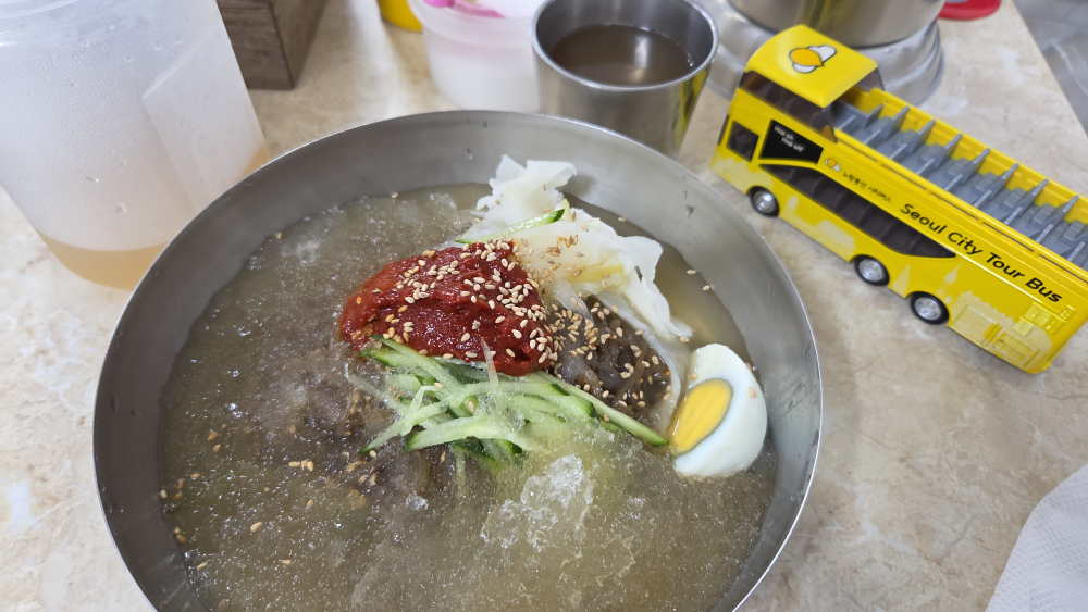 Halmeoninaengmyeon (할머니냉면) 1