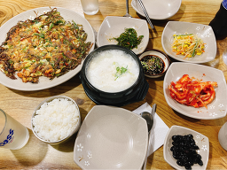 Maetdolsundubu (맷돌순두부) 1