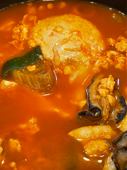 Dureungdowon sundubu (두릉도원 순두부) 3