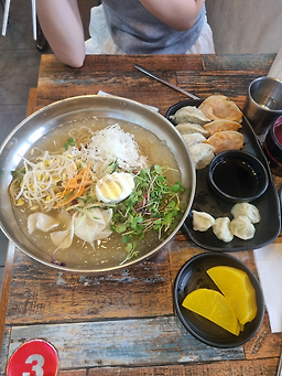 명인만두 2