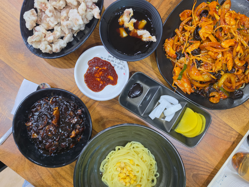 Hwangnyonggak (황룡각) 1