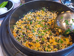 Cheomdandolsotgamjatang (첨단돌솥감자탕) 2