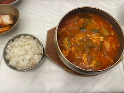 Yeonaeulseolreongtang (여내울설렁탕) 2