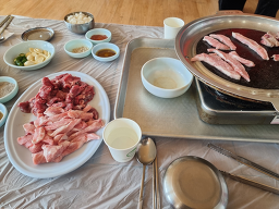 Yungnyubaekhwajeomsikdang 1