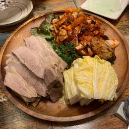 하늘호수보쌈족발 5