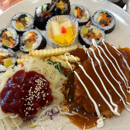 Gimbapcheonguk (김밥천국) 2