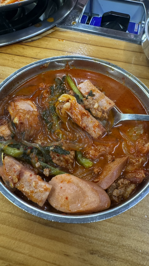 Yujeongbudaejjigae (유정부대찌개) 1