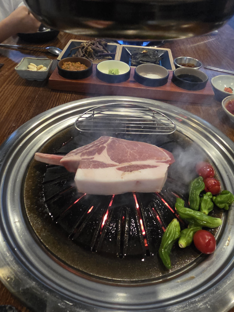 Tamnadamyeonsujeom (탐라담연수점) 1
