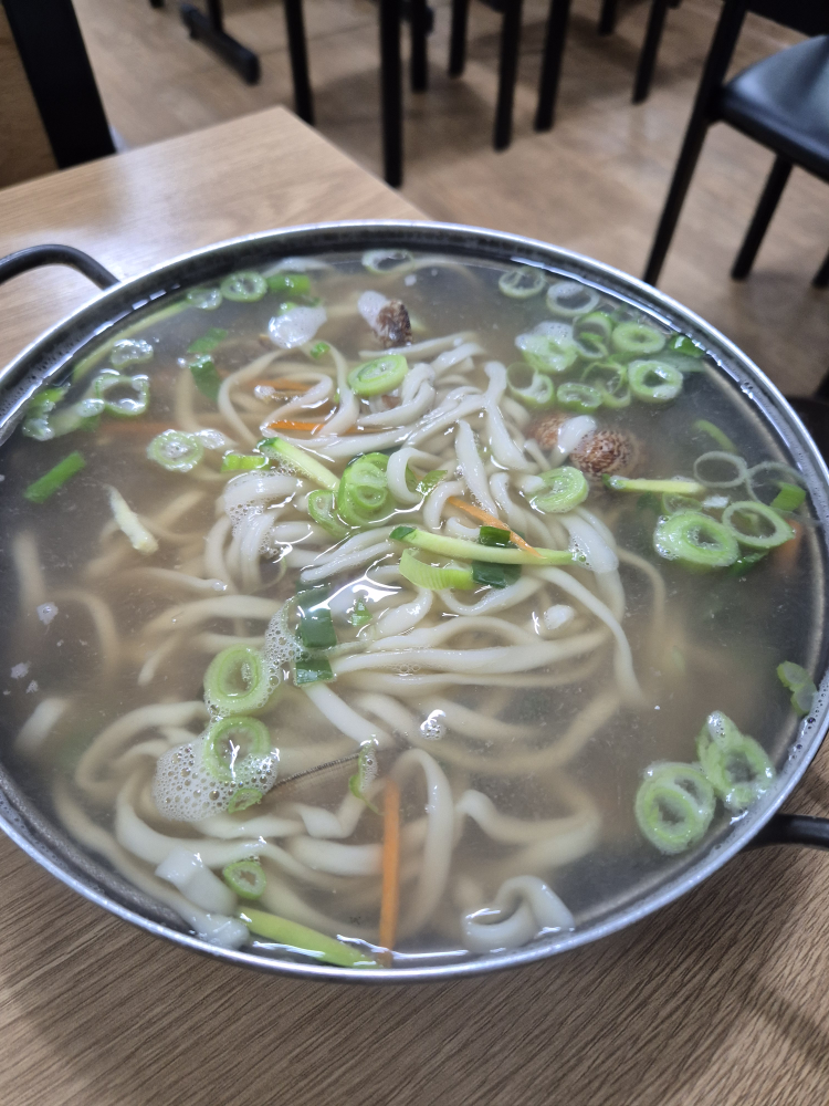 바지락듬뿍칼국수 5