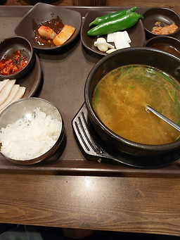 Todamdwaejigukbap (토담돼지국밥) 3