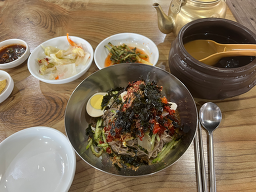 Gwaninyaksuteomakguksu (관인약수터막국수) 3