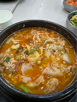 Sariwonmandu (사리원만두) 1
