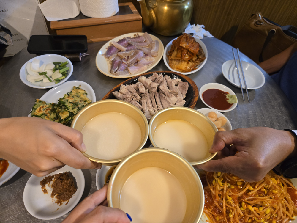 홍탁집 대표 사진