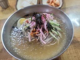 청루봉평메밀막국수전문점 사진 6