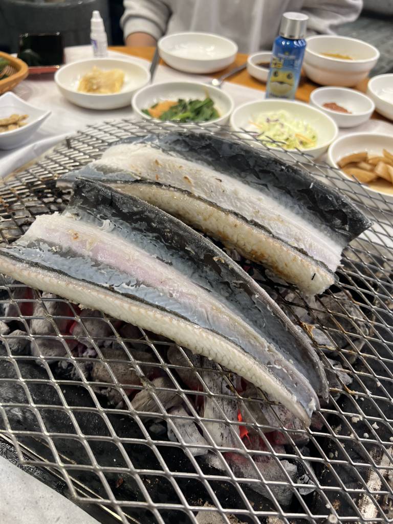 Manseokkkunpungcheonsansamminmuljangeo (만석꾼풍천산삼민물장어) 1