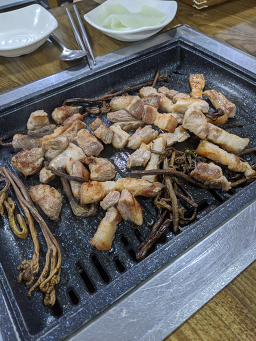흑돼지전문 모구리 사진 8