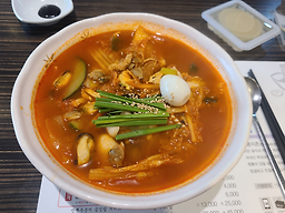 Jjamppongjijonyangsanjeom (짬뽕지존양산점) 2
