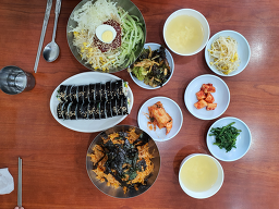 Kkaebibunsik (깨비분식) 2